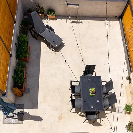 Dimora 59 アパート *